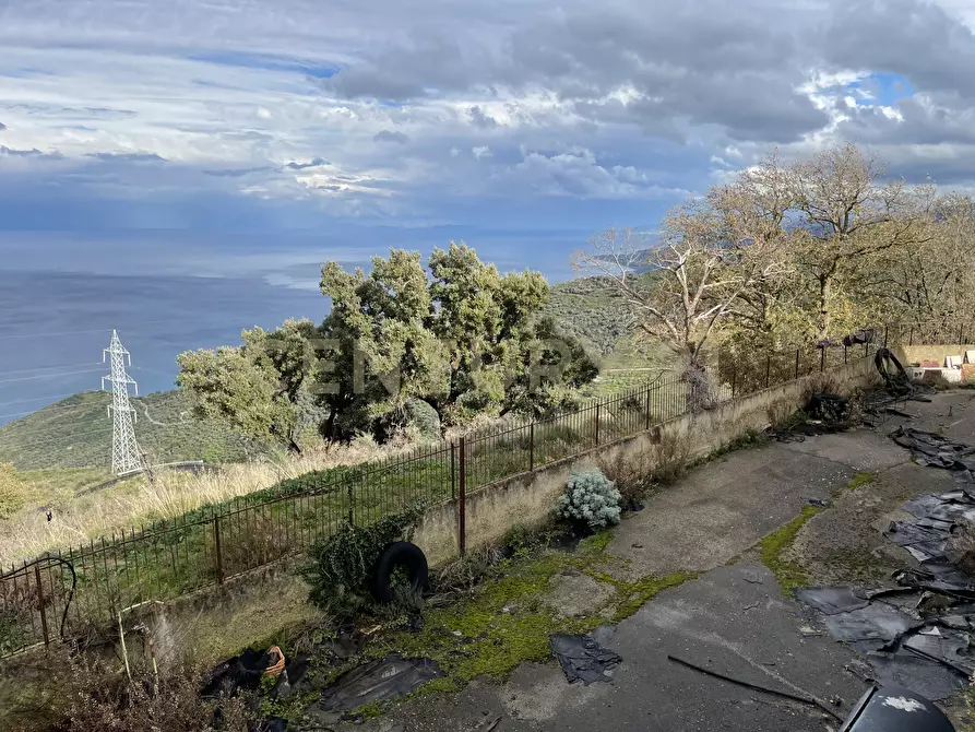 Immagine 63 di Attività artigianale in vendita  in Via Santisi a Motta D'affermo