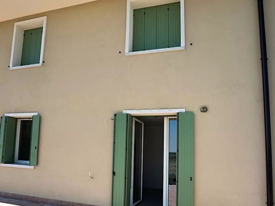 Immagine 36 di Trilocale in vendita  in Via Toffanelle Nuove snc a Zevio