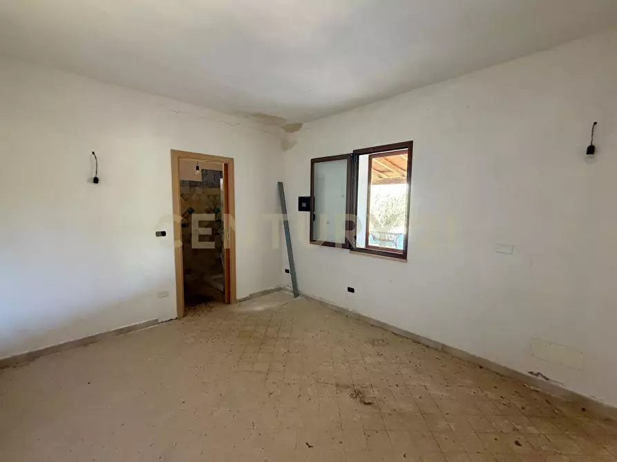 Immagine 11 di Casa semindipendente in vendita  in Via Minichella snc a Lipari