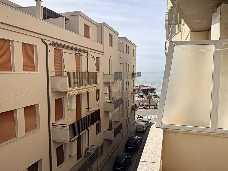 Immagine 10 di Quadrilocale in vendita  in Via Trento 20 a Follonica