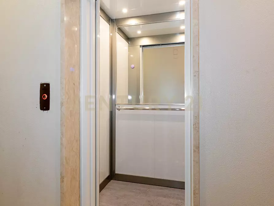 Immagine 9 di Quadrilocale in vendita  in VIA FISICARA 23 a Caltagirone