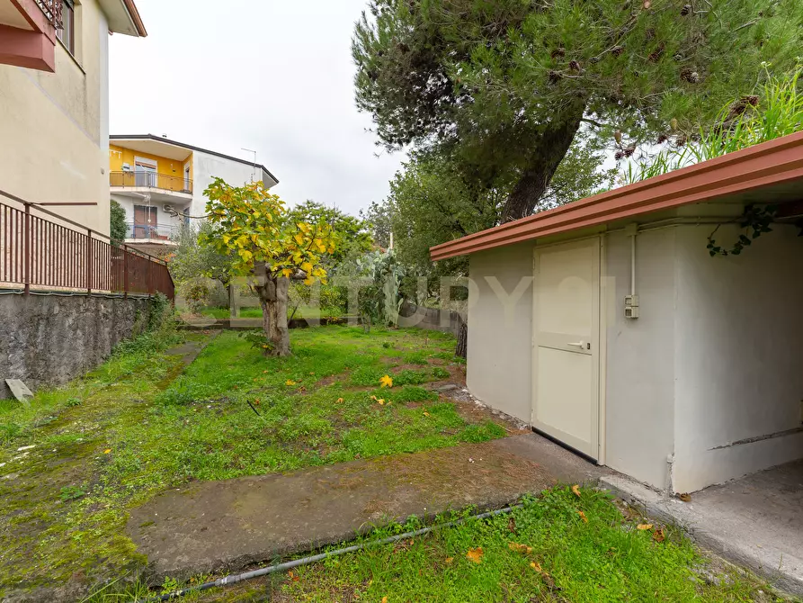 Immagine 55 di Villa in vendita  in via de pretis 4 a Mascalucia