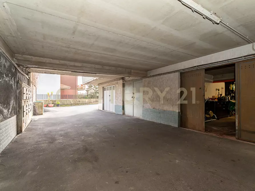 Immagine 38 di Trilocale in vendita  in VIA IDRIA 37 a Tremestieri Etneo