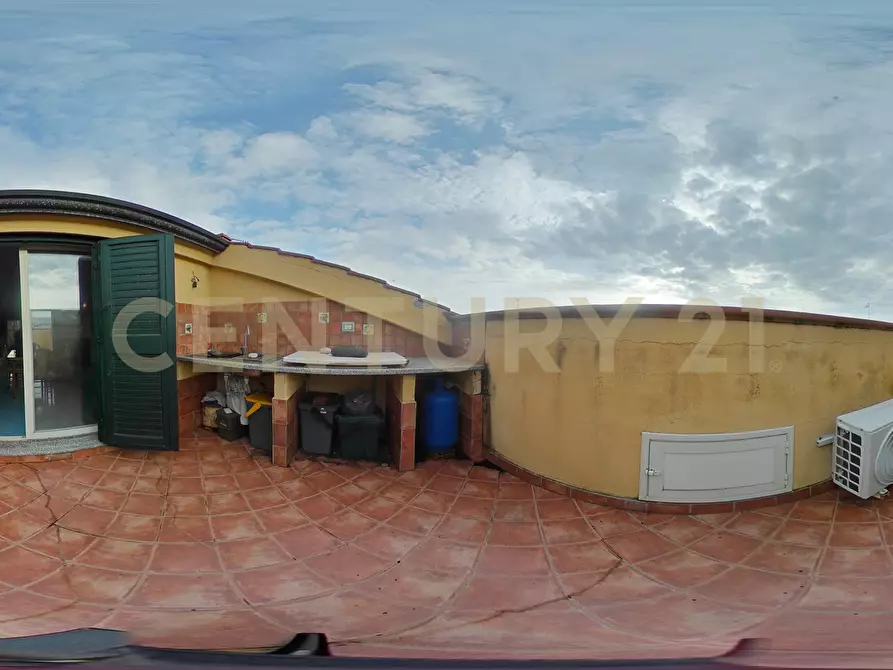 Immagine 109 di Mansarda in vendita  in Via Spiaggia 39 a Mascali