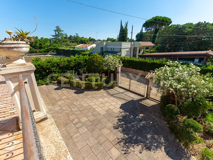 Immagine 85 di Villa in vendita  in Via Ottavia Penna 50 a Caltagirone