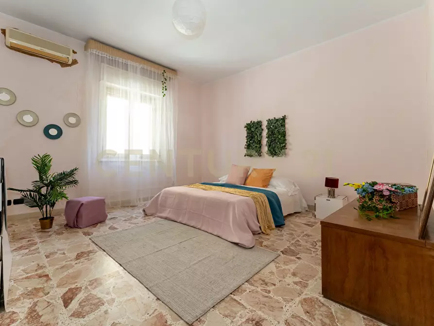 Immagine 1 di Appartamento in vendita  in Via Guglielmo Marconi 36 a Valverde