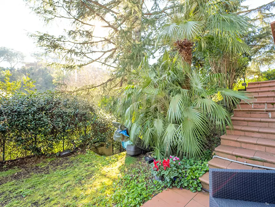 Immagine 37 di Bilocale in vendita  in Via la Sila 14 a Roma