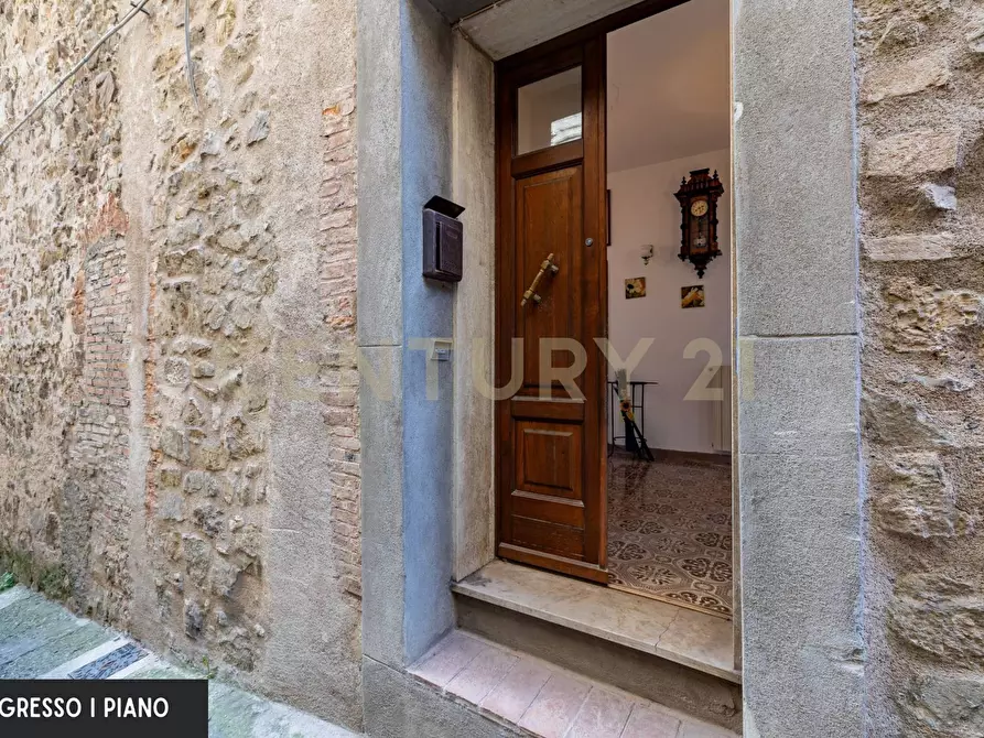 Immagine 10 di Appartamento in vendita  a Roccastrada