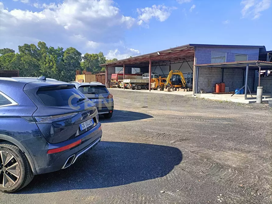 Immagine 3 di Capannone industriale in vendita  in Contrada Sieli SP12 a Misterbianco