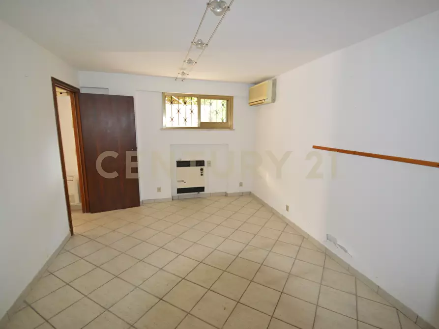 Immagine 11 di Ufficio in vendita  in VIA ADAMELLO 70B a Grosseto