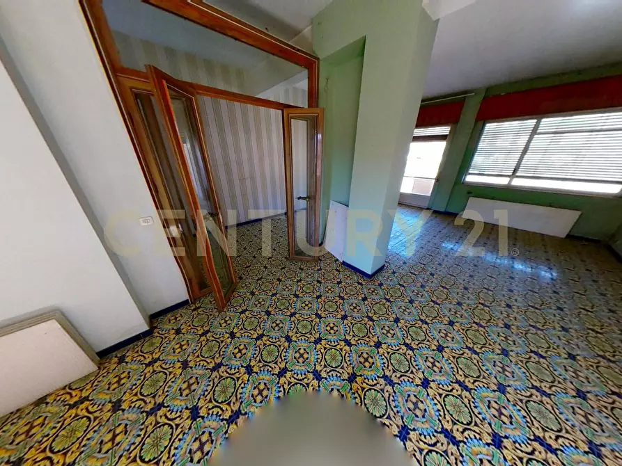 Immagine 18 di Pentalocale in vendita  in Corso Umberto I 1C a Modica