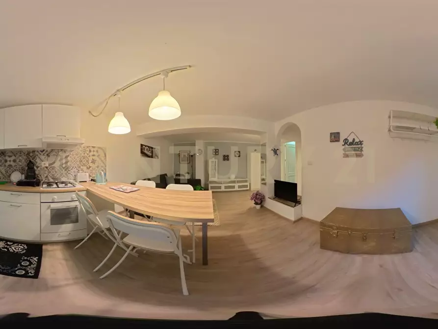 Immagine 49 di Trilocale in vendita  in Via Livorno 87 a Aci Castello