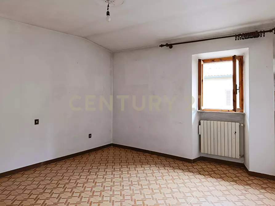 Immagine 15 di Pentalocale in vendita  in Via del Coro 47 a Piancastagnaio