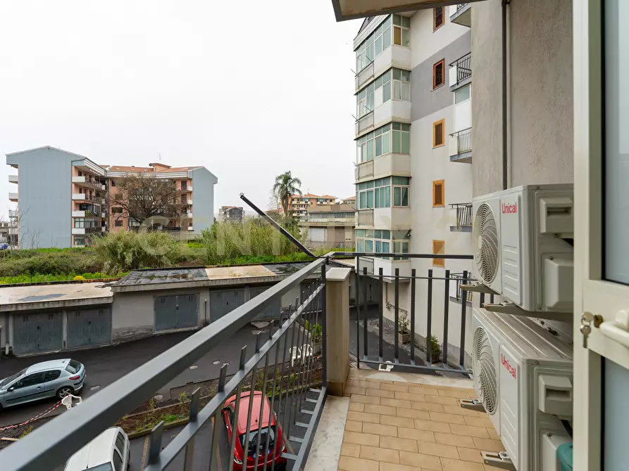 Immagine 22 di Quadrilocale in vendita  in Via Ludovico Ariosto 27 a Acireale