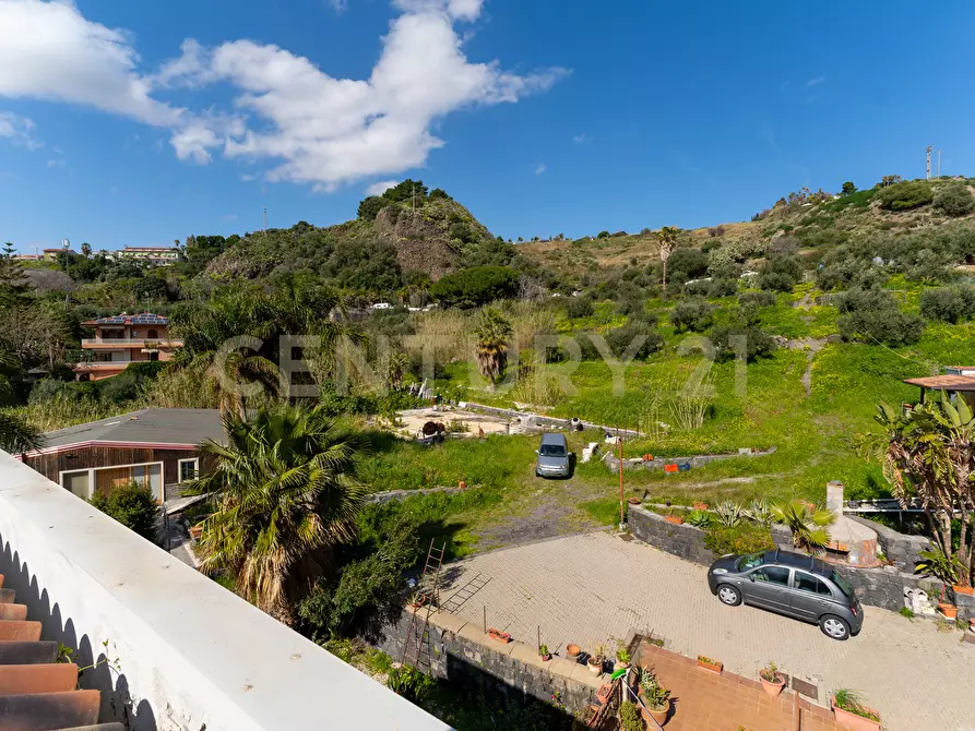 Immagine 73 di Appartamento in vendita  in Via Stazione 12 a Aci Castello