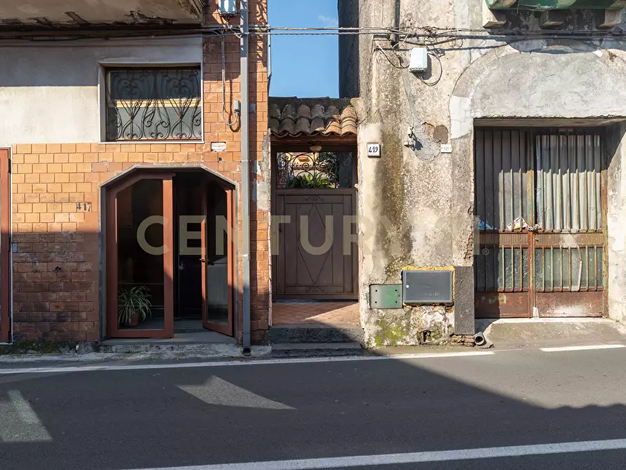 Immagine 25 di Casa indipendente in vendita  in Via Etnea 419 a Tremestieri Etneo