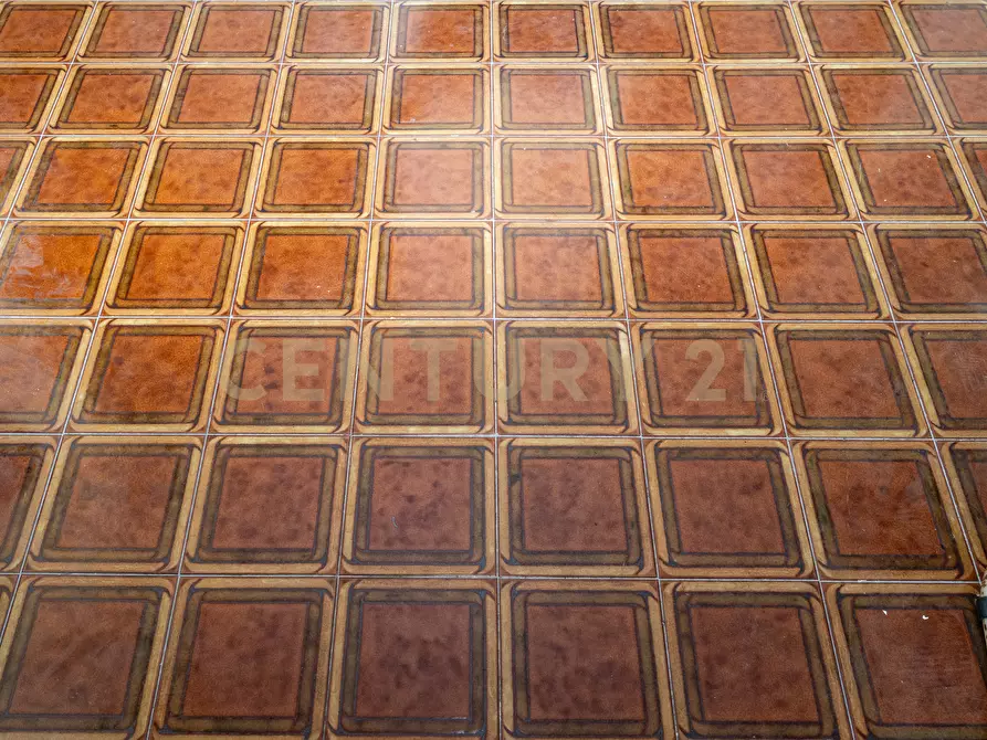 Immagine 47 di Loft/Open space in vendita  in Via Madonna delle Lacrime 64 a San Giovanni La Punta