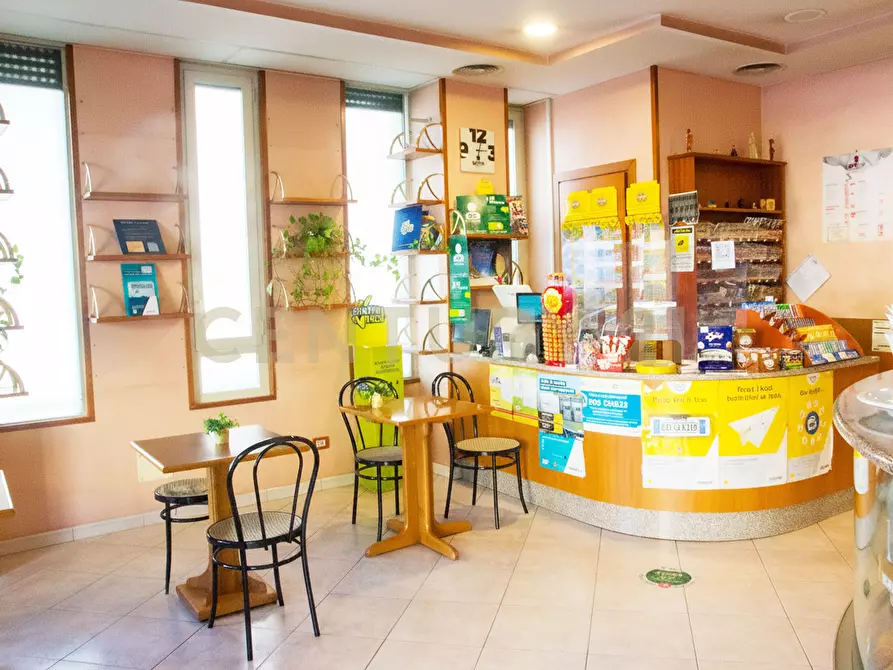 Immagine 6 di Bar / Ristorante in vendita  in Via della Batteria Nomentana 40 a Roma