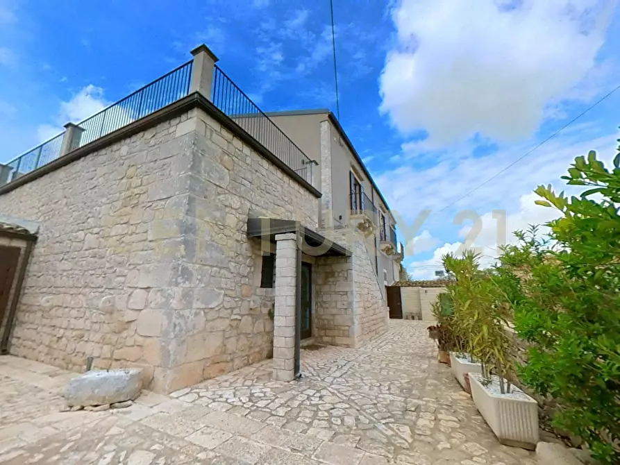 Immagine 30 di Villa in vendita  in Via Passo Parrino 19 a Modica
