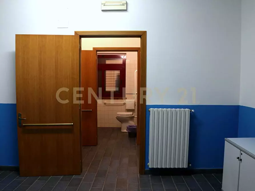 Immagine 19 di Attività commerciale in vendita  in Via Enrico Mattei 12 a Enna