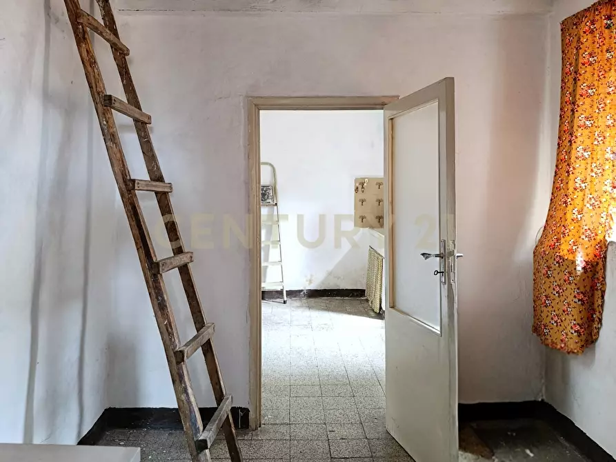 Immagine 8 di Pentalocale in vendita  in Via del Coro 47 a Piancastagnaio
