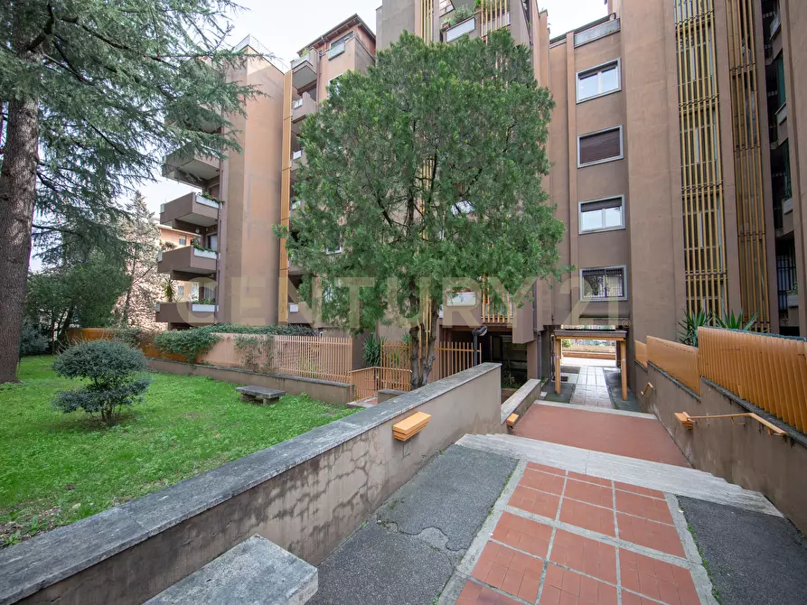 Immagine 42 di Trilocale in vendita  in Via Giuseppe Mussi 5 a Roma