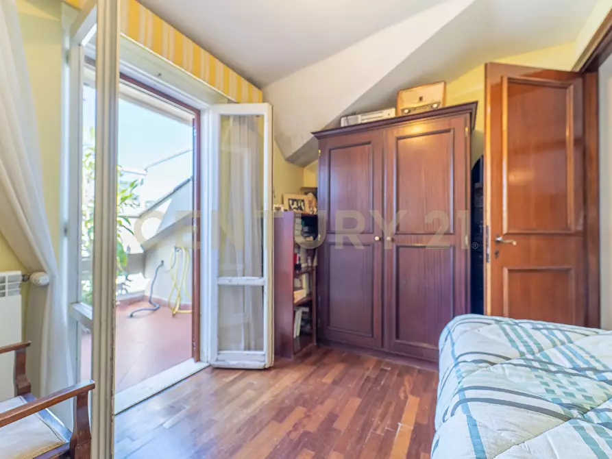 Immagine 57 di Attico in vendita  in Viale Cortina d'Ampezzo 199 a Roma