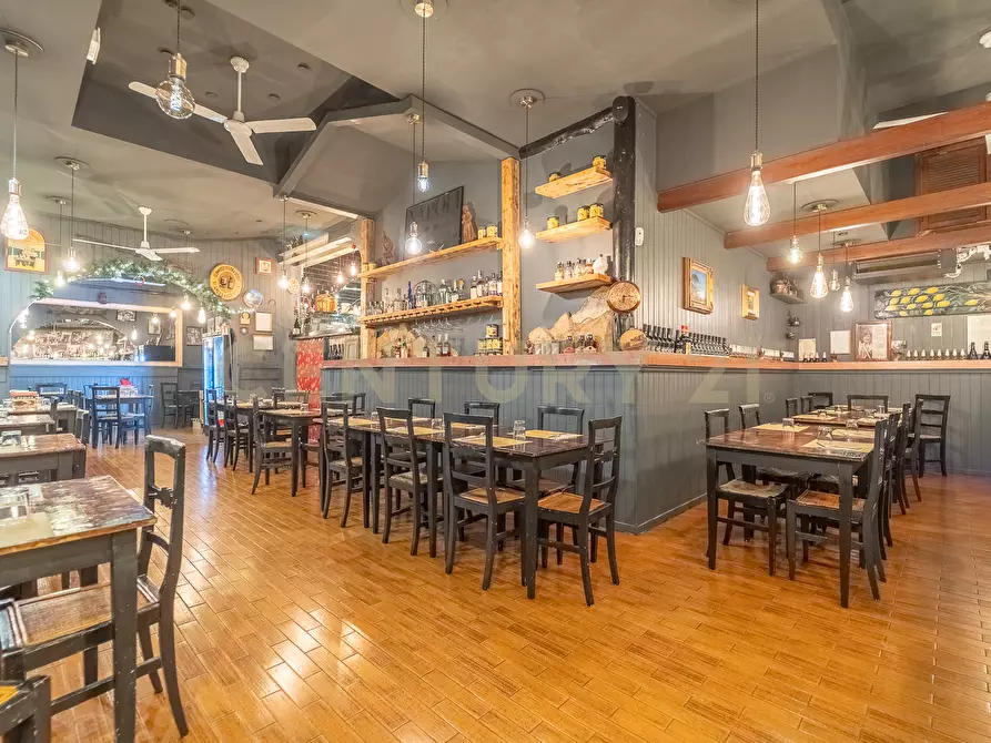 Immagine 8 di Pizzeria / Pub in vendita  in via Rutilio Namaziano 15 a Roma