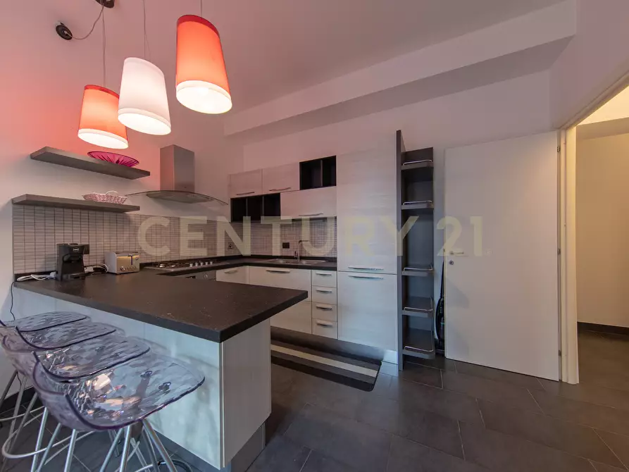 Immagine 2 di Bilocale in vendita  in Via Enrico Bondi 294 a Roma