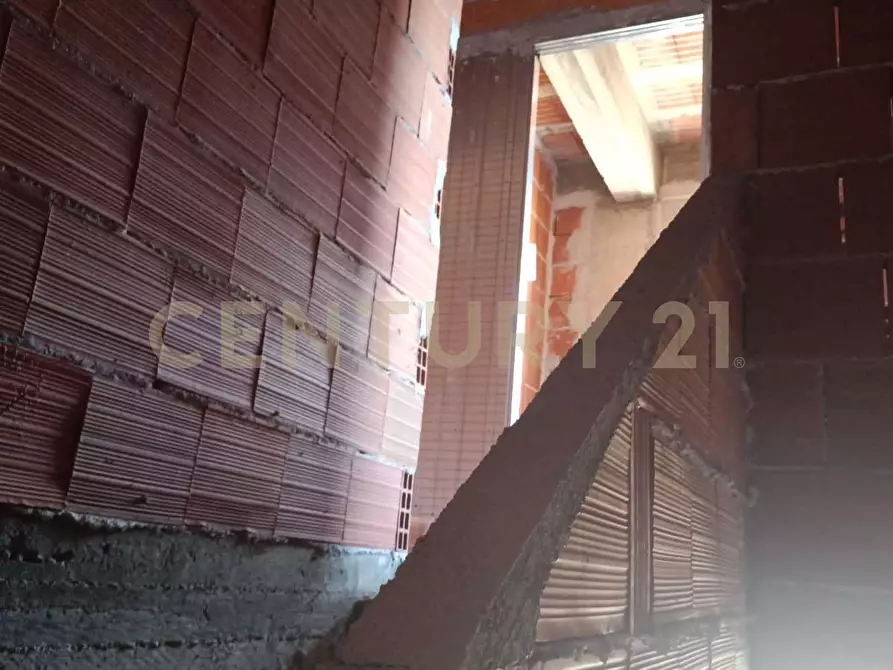 Immagine 58 di Casa bifamiliare in vendita  in VIA LEONCAVALLO 7 a Aci Sant'antonio