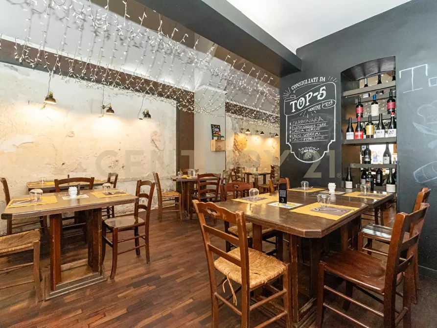 Immagine 6 di Locale commerciale in vendita  in Via Monsignor Ventimiglia snc a Catania