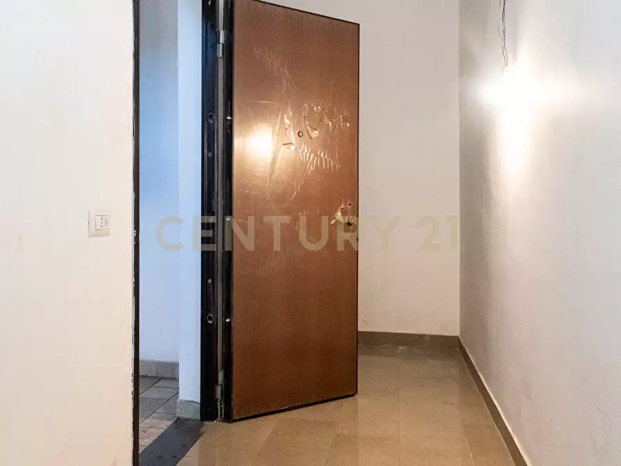 Immagine 21 di Trilocale in vendita  in Via Laurini 21 a Catania