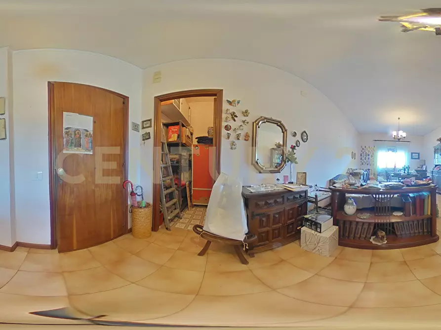 Immagine 45 di Trilocale in vendita  in Via Duca degli Abruzzi 163 a San Giovanni La Punta