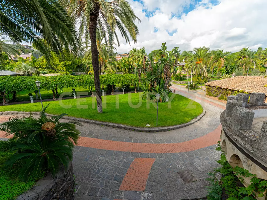 Immagine 53 di Rustico / casale in vendita  in Via Castelnuovo Don Bosco 68 a Acireale