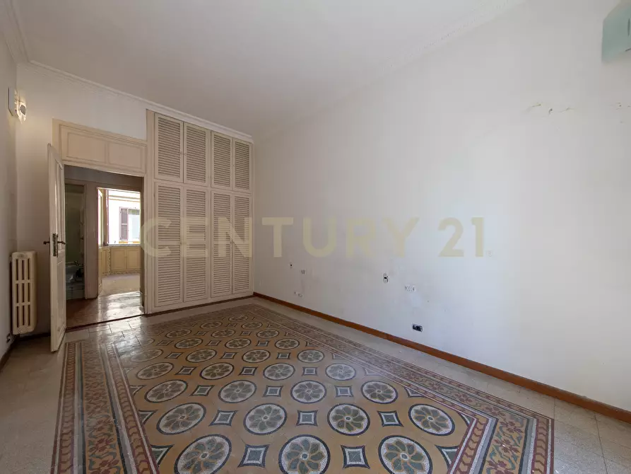 Immagine 23 di Quadrilocale in vendita  in Via Plinio 22 a Roma