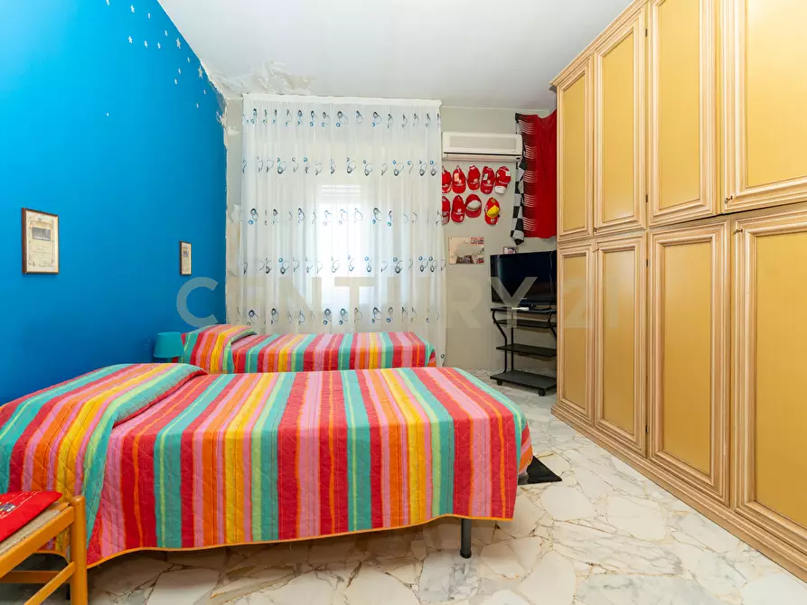 Immagine 71 di Villa in vendita  in Via Salemi 18 a Mascalucia