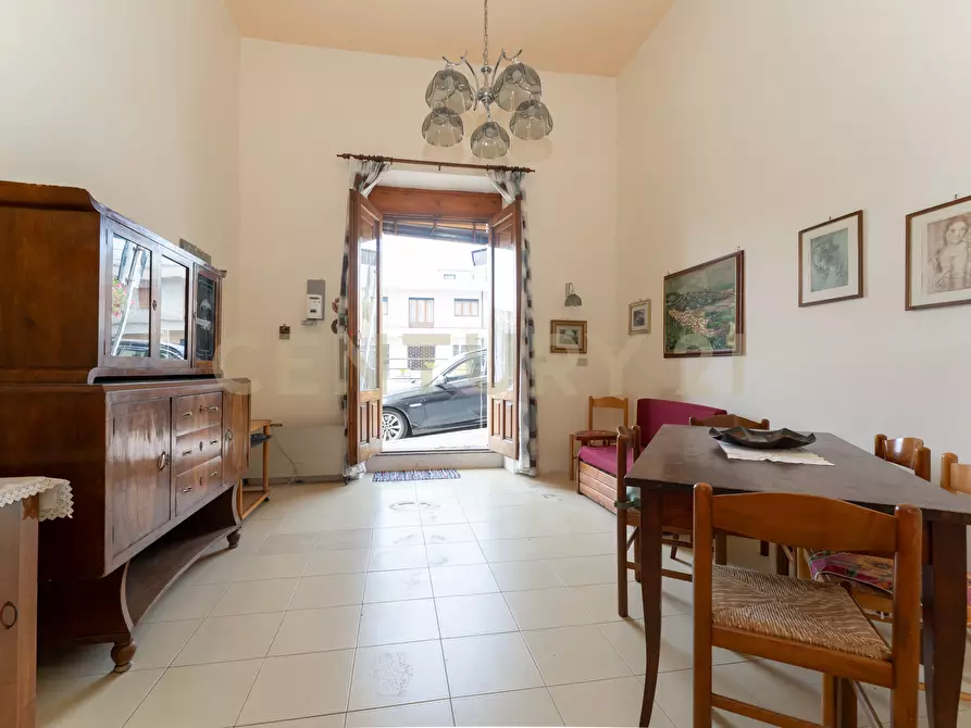 Immagine 10 di Casa indipendente in vendita  in Via Monte Grappa 8 a Zafferana Etnea
