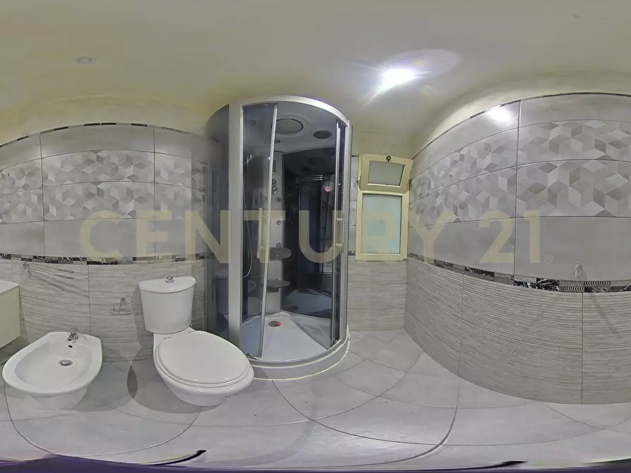 Immagine 31 di Trilocale in vendita  in Via del Piccone 7 a Catania