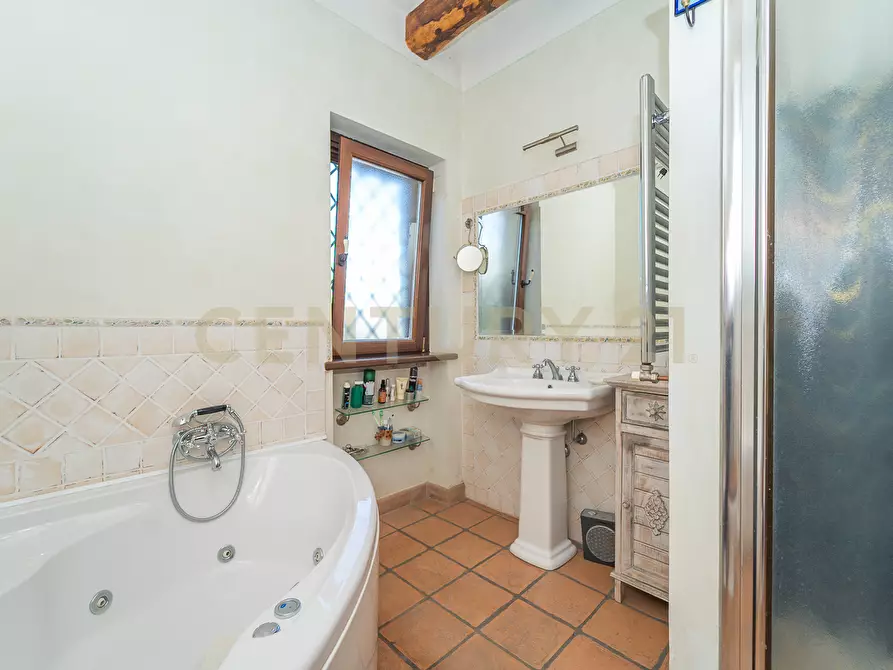 Immagine 29 di Villa in vendita  in Via Santa Lucia 1900 a Morlupo