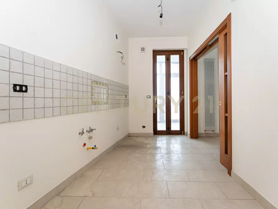 Immagine 16 di Quadrilocale in vendita  in Via Enrico Ferri 15 a Catania