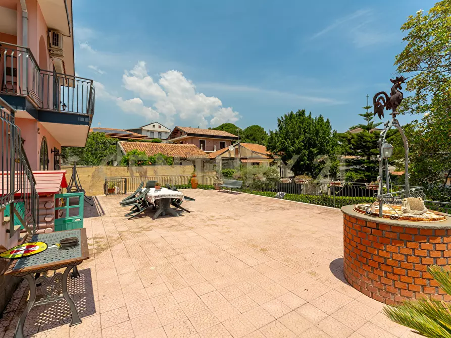 Immagine 5 di Villa in vendita  in Via Salemi 18 a Mascalucia