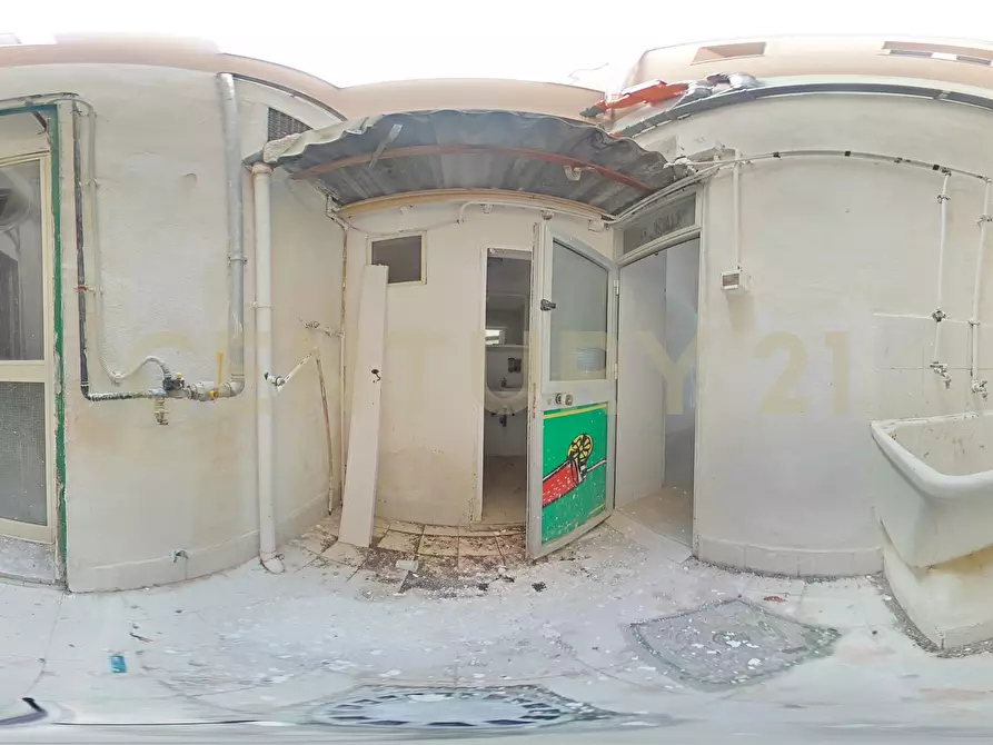 Immagine 26 di Attività commerciale in vendita  in Via Principe Umberto 265 a Augusta