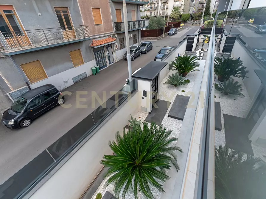Immagine 99 di Villa in vendita  in Via Sant' Andrea 8 a Catania