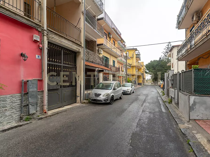 Immagine 3 di Appartamento in vendita  in Via dei Sanguinelli 18 a Catania