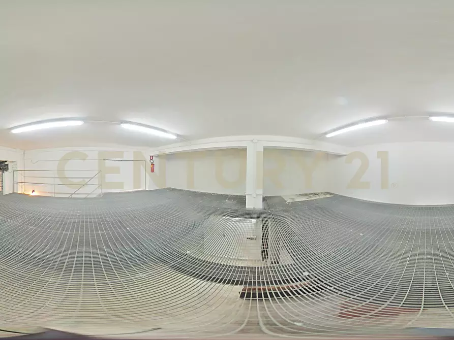 Immagine 36 di Garage in vendita  in Via del Rotolo 42/B a Catania