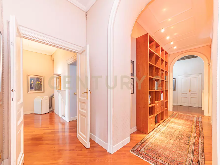 Immagine 27 di Pentalocale in affitto  in Via Tronto 18 a Roma