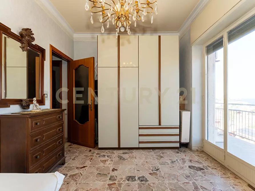 Immagine 27 di Pentalocale in vendita  in Via Messina 523 a Catania