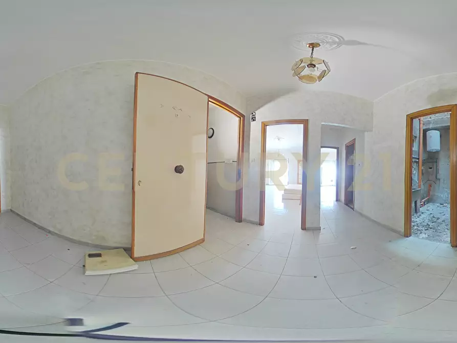 Immagine 67 di Palazzo in vendita  in Via Eraclea 82 a Lentini