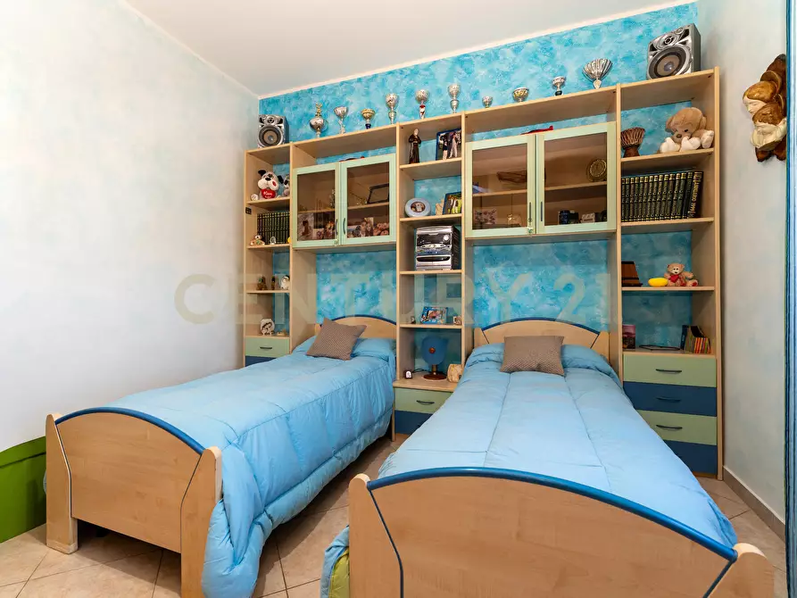 Immagine 38 di Trilocale in vendita  in Via Riccardo Wagner 50 a Acireale