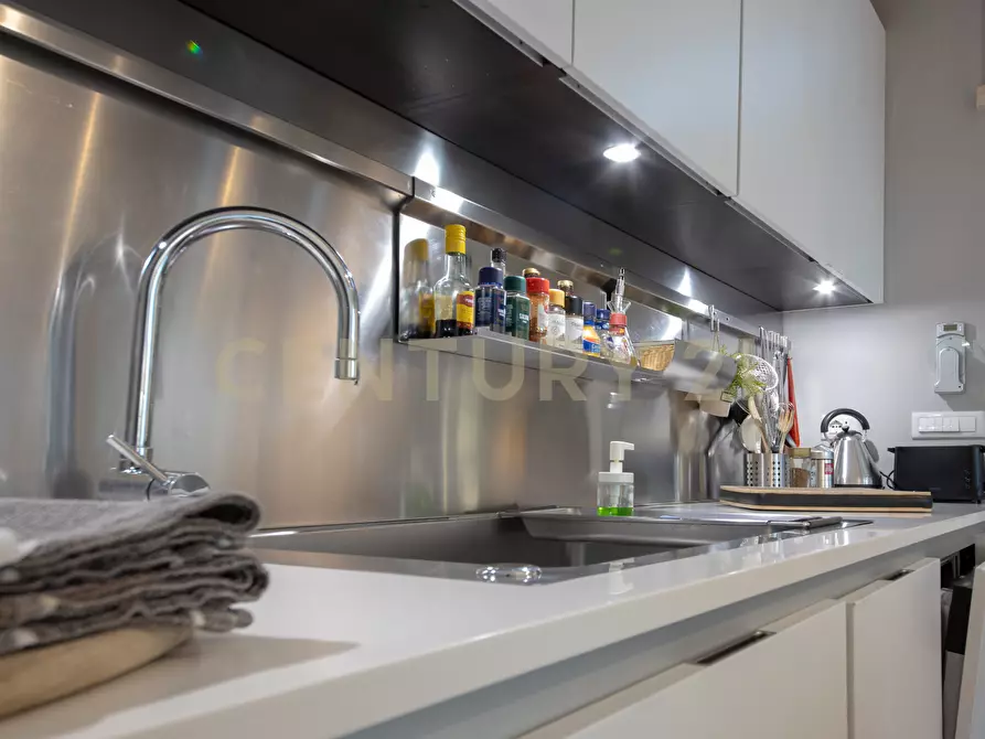 Immagine 59 di Villa in vendita  a Carovigno